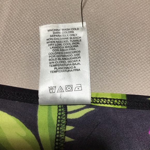 Catalina Tropical Floral Shorts - Pink and Green - Picture 6 of 9